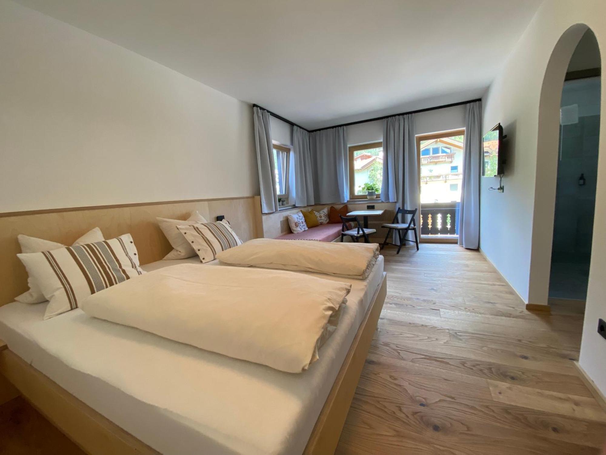 Waldruh Hotell Wiesing Exteriör bild